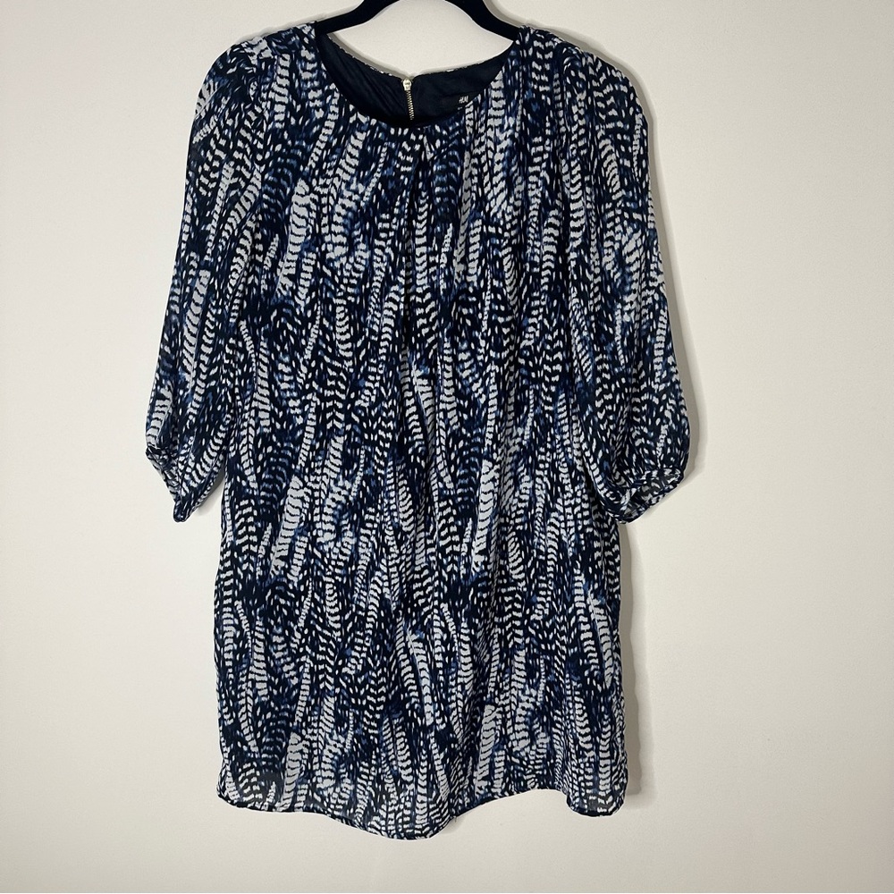 H&M women’s blue printed chiffon 3/4 sleeve dress size 6